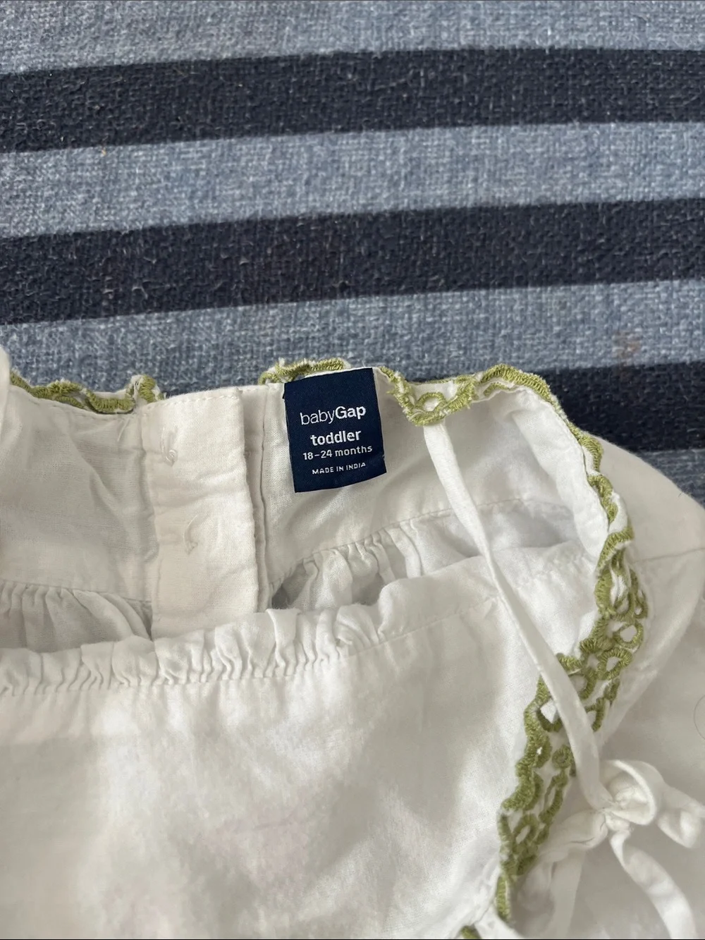 GAP along hem neutral